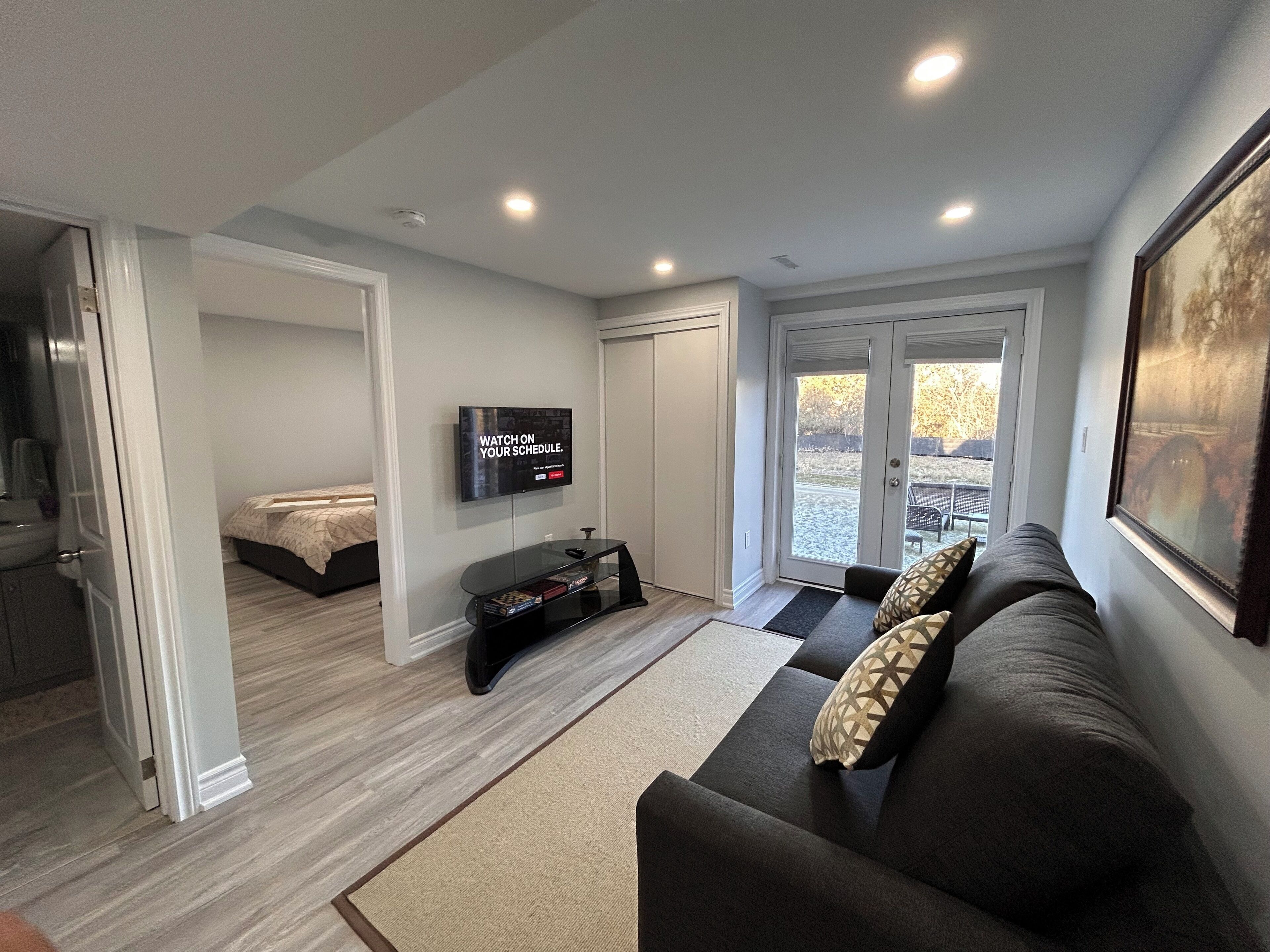 3 habitaciones, escritorio, tabla de planchar con plancha y wifi gratis 