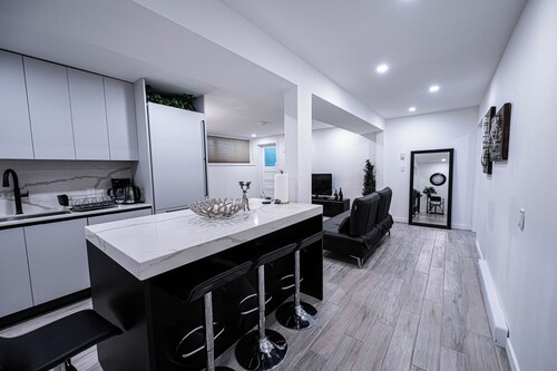 Spacious 2-Bedroom Basement Suite – Perfect for Families!