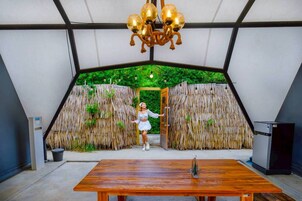 Dual Cabin Glamp | Living area