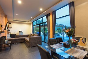 Televisión de pantalla plana