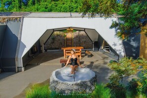 Premium bedding, down comforters, in-room safe, blackout drapes - TheX10 PrivatePoolVilla & ResortKhaoYai (Pak Chong)