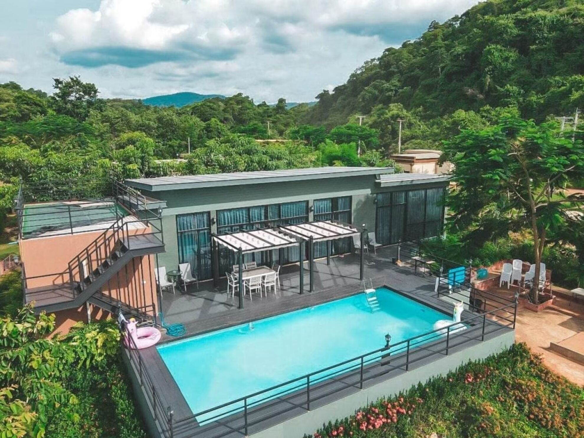 Modern Italian Pool Villa 5 | Premium bedding, down comforters, in-room safe, blackout drapes