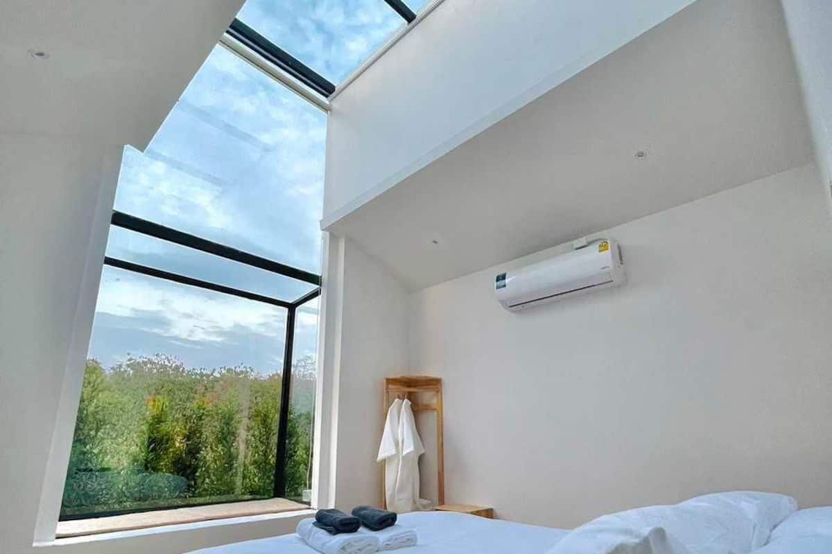 Muji Sky Hydra Dome | In-room safe, blackout drapes, iron/ironing board, free WiFi
