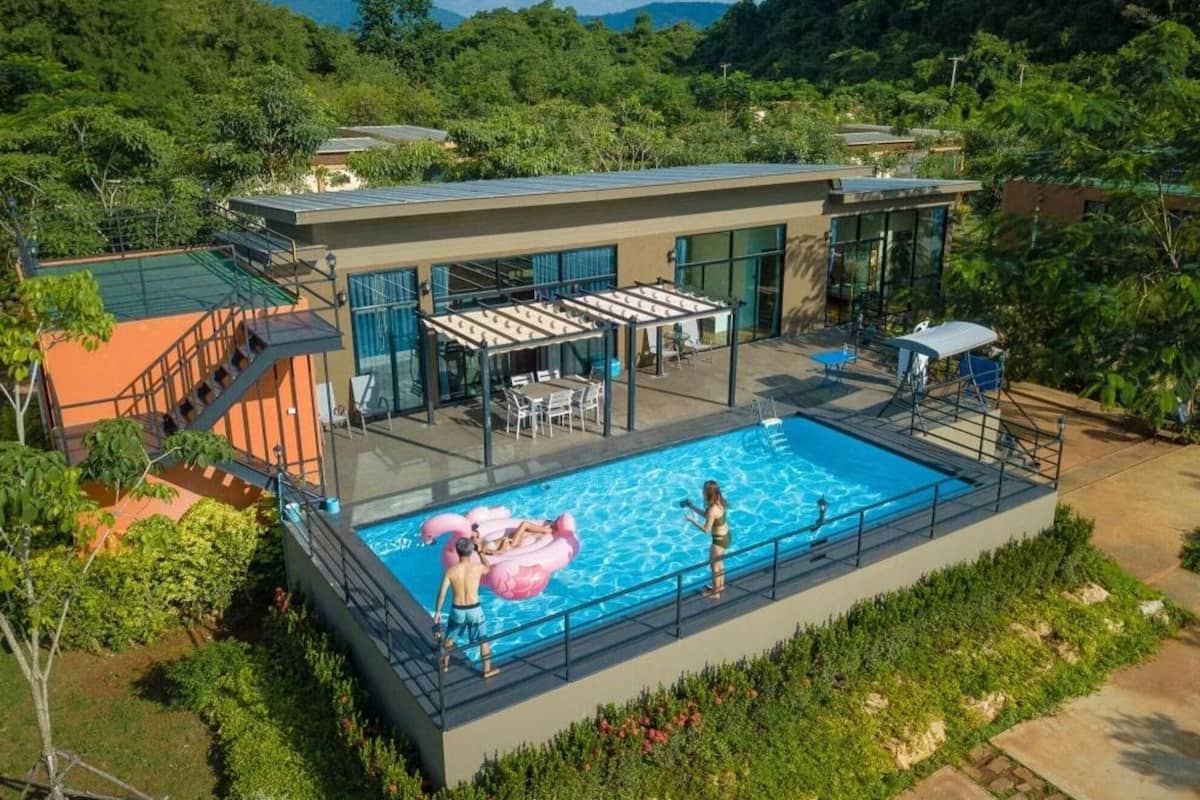 Modern Italian Pool Villa 3 | Premium bedding, down comforters, in-room safe, blackout drapes