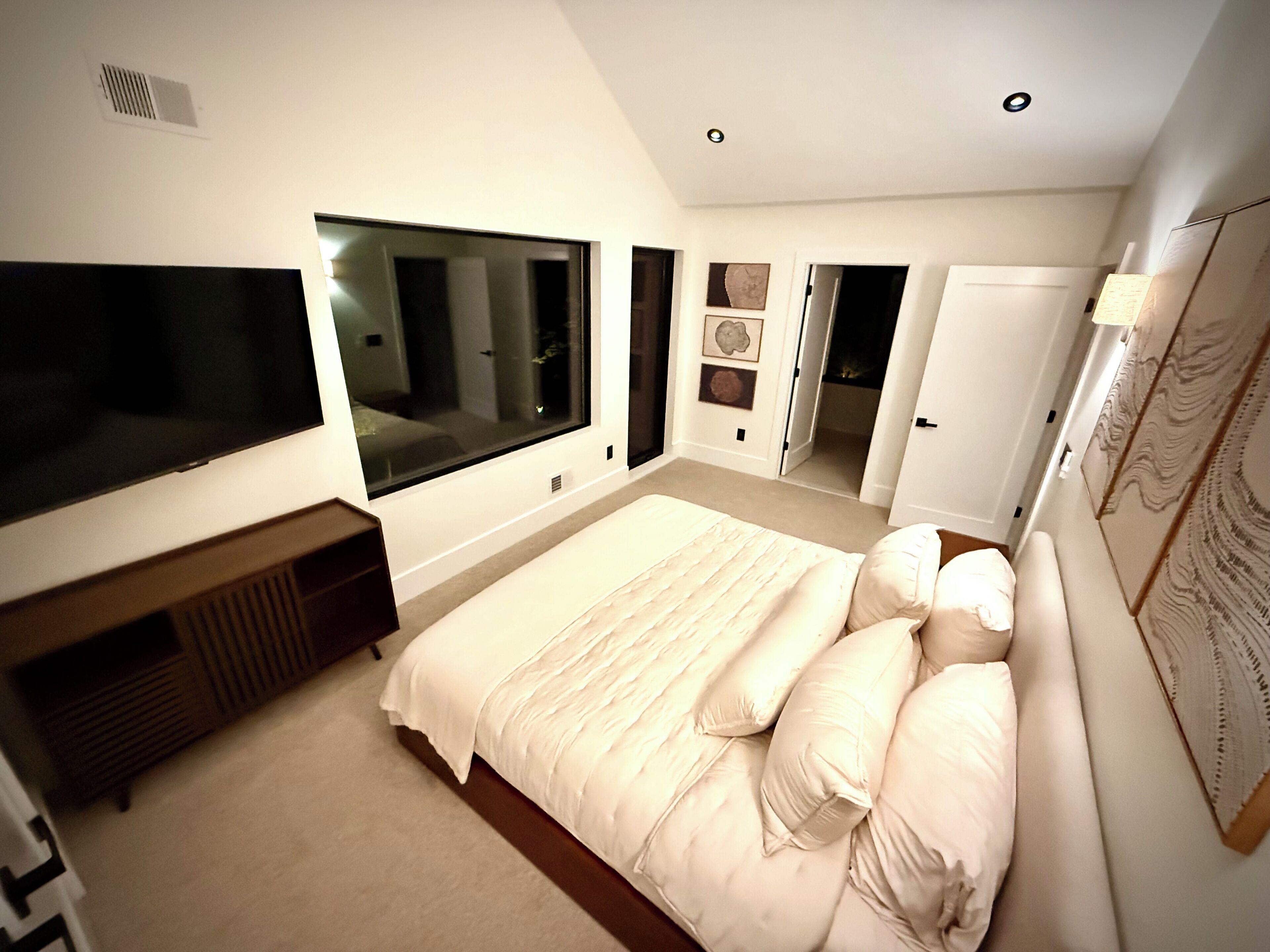 4 Schlafzimmer, Bügeleisen/Bügelbrett, WLAN, Bettwäsche