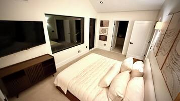 4 dormitorios, tabla de planchar con plancha, wifi y ropa de cama