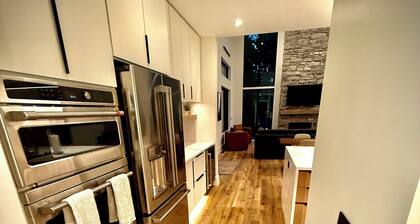 Nordhaus --- Shanty Creek --- Entire Home in Bellaire --- Ski.Boat.Golf.Relax