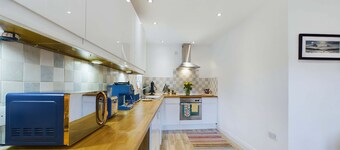 The Loft, centrally located in Penrith with amenities on doorstep and Ullswater 9 miles