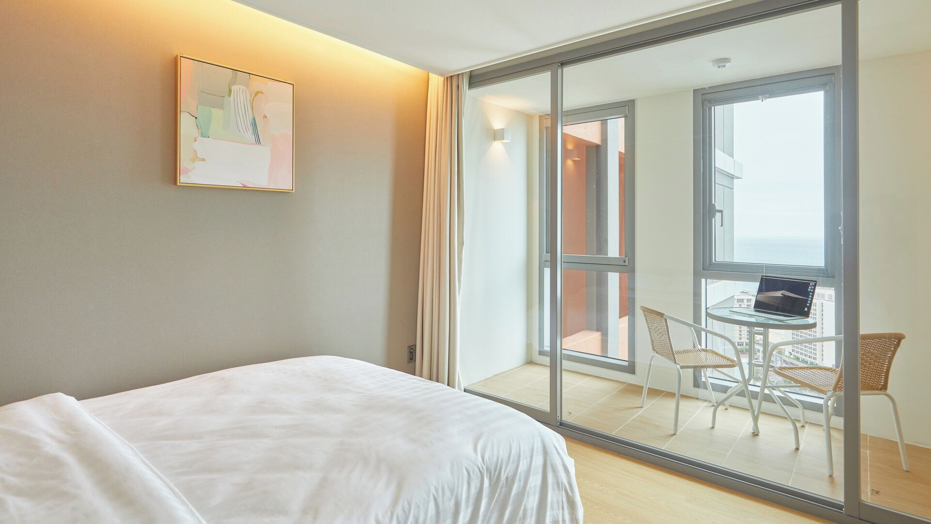 Superior Twin - Half Ocean View | Individually decorated, individually furnished, soundproofing, free WiFi