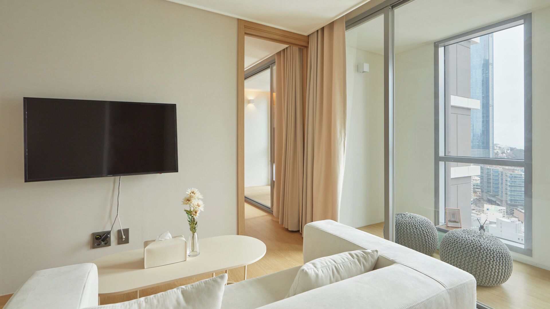 Superior Twin - Half Ocean View | 客室ごとに異なる装飾、客室ごとに異なるインテリア、防音設備、WiFi (無料)