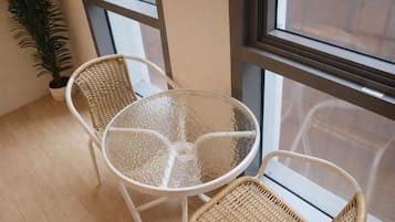 Standard Twin | Individually decorated, individually furnished, soundproofing, free WiFi