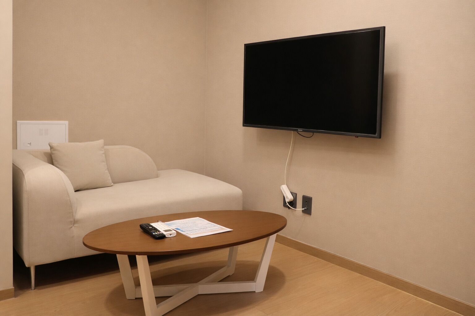 Standard Twin | Individually decorated, individually furnished, soundproofing, free WiFi