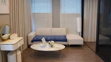 Deluxe - Half Ocean View | Individually decorated, individually furnished, soundproofing, free WiFi