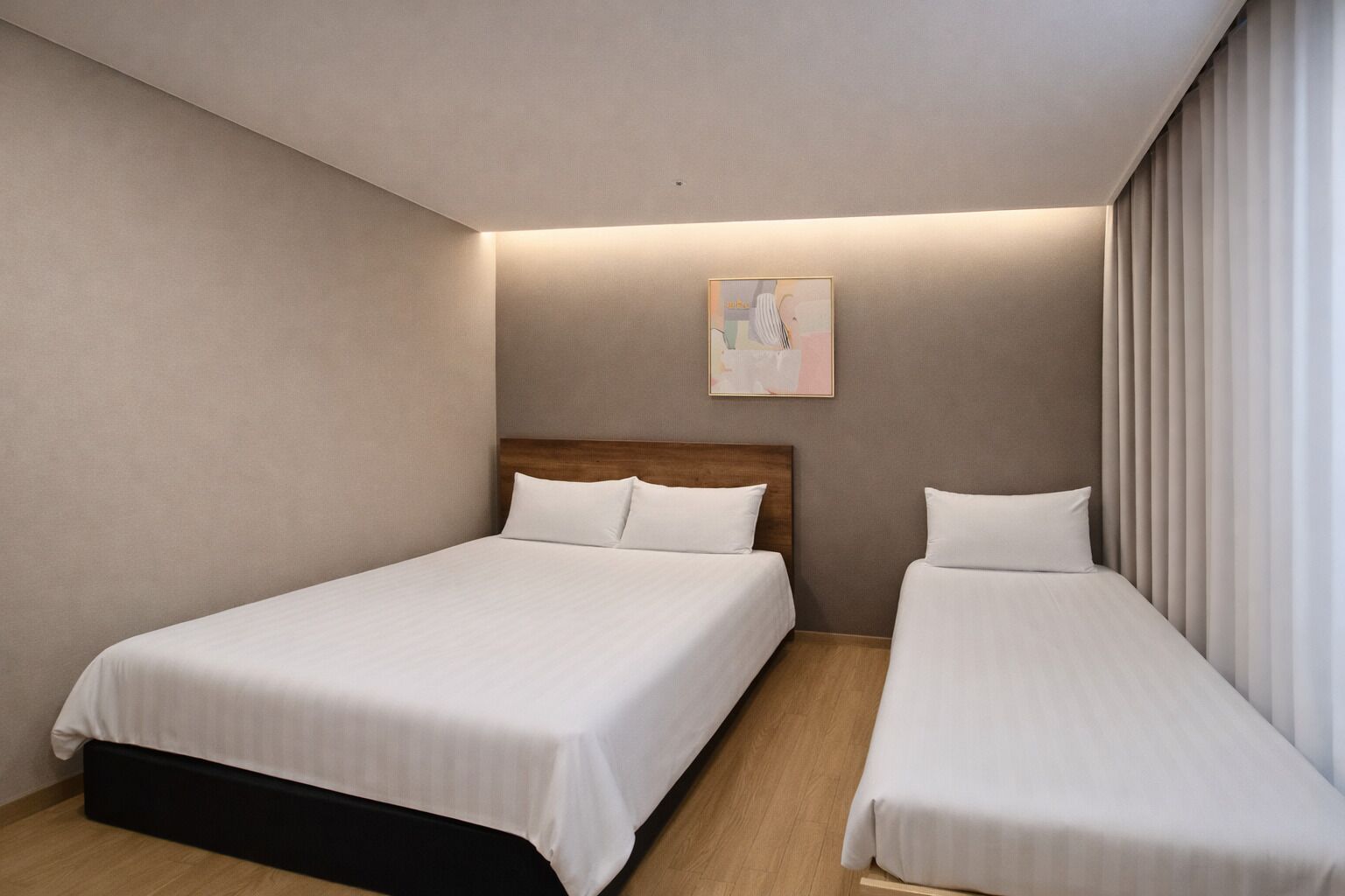 Standard Twin | Individually decorated, individually furnished, soundproofing, free WiFi