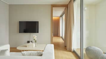 Superior Twin - Half Ocean View | Decoración individual, mobiliario individual, sistema de insonorización