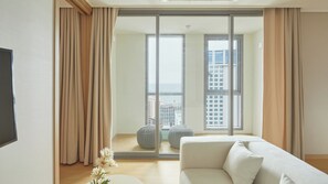 Superior Twin - Half Ocean View | Individually decorated, individually furnished, soundproofing, free WiFi