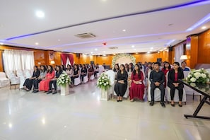 Banquet hall - Fabhotel Millennium Suites (Anekal)