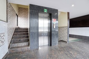 Elevator