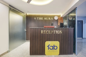 Reception - FabHotel Prime Shahdara (New Delhi)