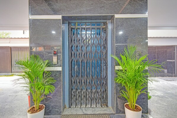Elevator
