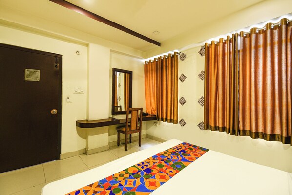 Deluxe Room | Egyptian cotton sheets, premium bedding, in-room safe, free WiFi