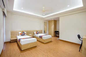 Egyptian cotton sheets, premium bedding, in-room safe, free WiFi