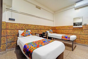 Egyptian cotton sheets, premium bedding, in-room safe, free WiFi