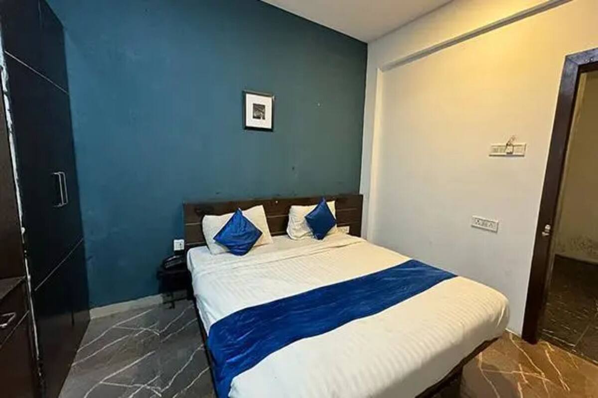 Deluxe Room | Egyptian cotton sheets, premium bedding, in-room safe, free WiFi