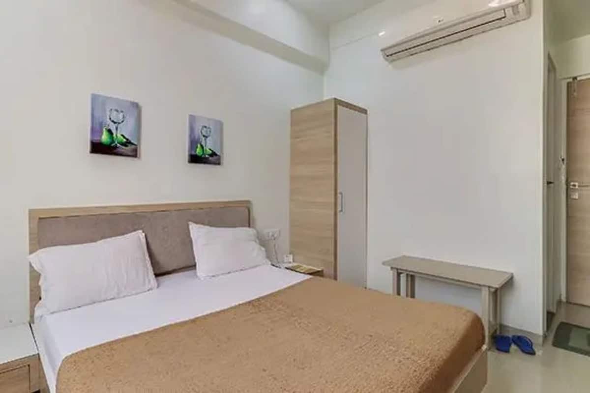Deluxe Room | Egyptian cotton sheets, premium bedding, in-room safe, free WiFi