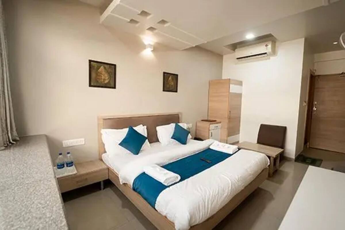 Executive Room | Egyptian cotton sheets, premium bedding, in-room safe, free WiFi