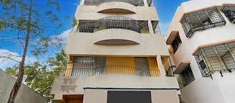 Fabhotel The Infinity