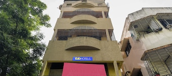 Fabhotel The Infinity