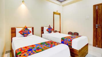 Egyptian cotton sheets, premium bedding, in-room safe, free WiFi
