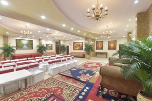 Banquet hall - Fabhotel Sky Blue (Jaipur)