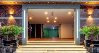 Fabhotel Vishnu Grand