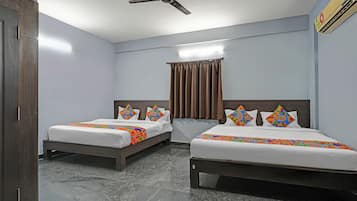 Family Room | Egyptian cotton sheets, premium bedding, free WiFi, bed sheets