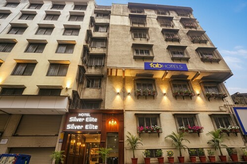 Fabhotel New Silver Elite