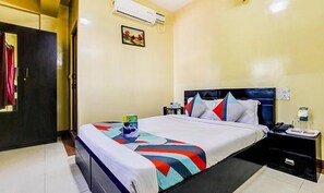 Deluxe Room | Egyptian cotton sheets, premium bedding, free WiFi, bed sheets