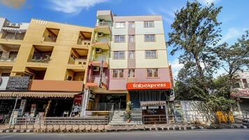 Overnatningsstedets indgangsparti