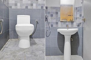 Shower, rainfall showerhead, free toiletries, towels