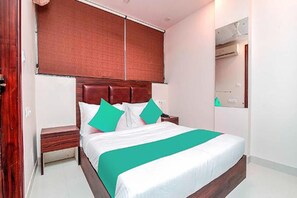 Deluxe Room | Egyptian cotton sheets, premium bedding, in-room safe, free WiFi
