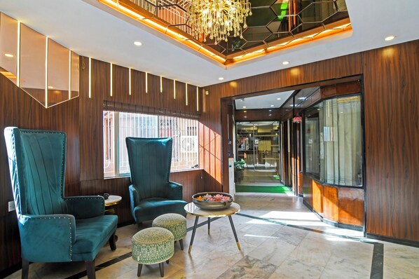 Àrea amb seients del vestíbul