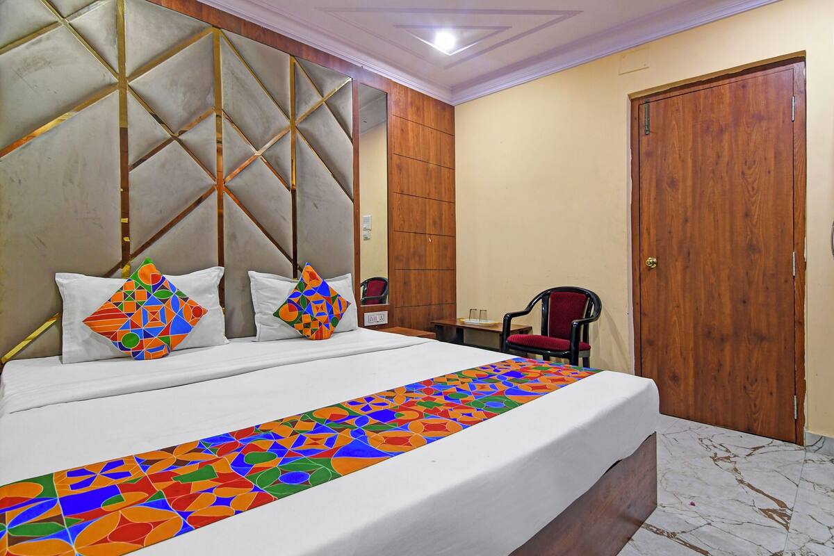 Deluxe Room | Egyptian cotton sheets, premium bedding, in-room safe, free WiFi