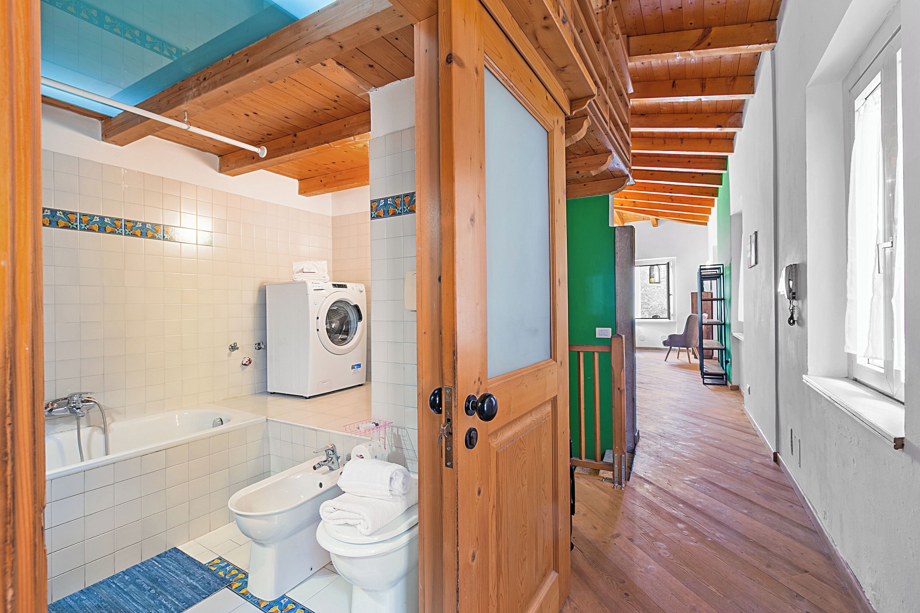 Familienapartment, 2 Schlafzimmer, Mikrowelle (Nido dell'Usignolo - Riva del Garda) | Badezimmer