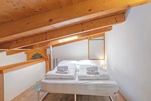 Family Apartment, Multiple Bedrooms (Nido dell'Usignolo) | 2 bedrooms, free WiFi, bed sheets