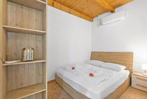 Family Apartment, Multiple Bedrooms (Nido dell'Usignolo)