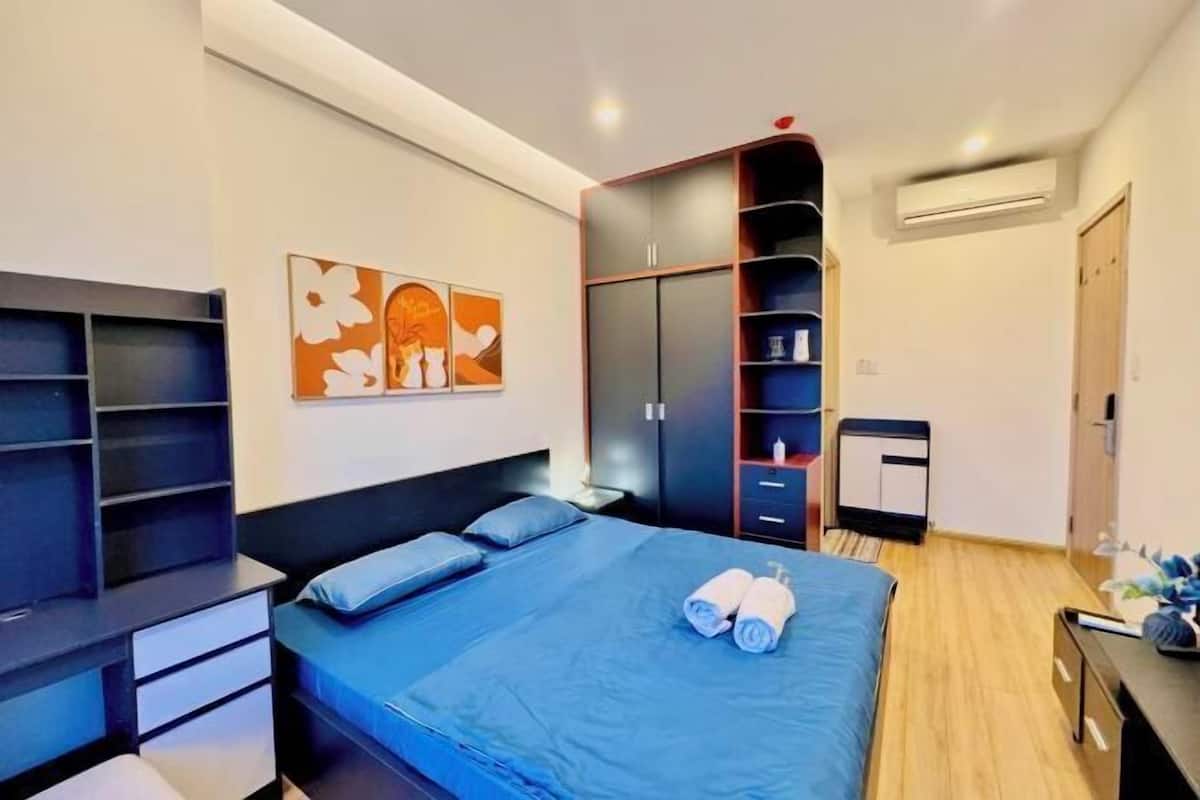 Desk, iron/ironing board, free WiFi