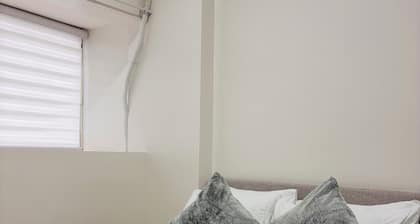 Room-chic and Comfortably Cozy