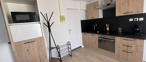 Mikrovågsugn, ugn och spishäll