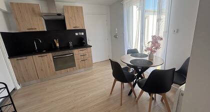 Studio near Lorient and beaches
